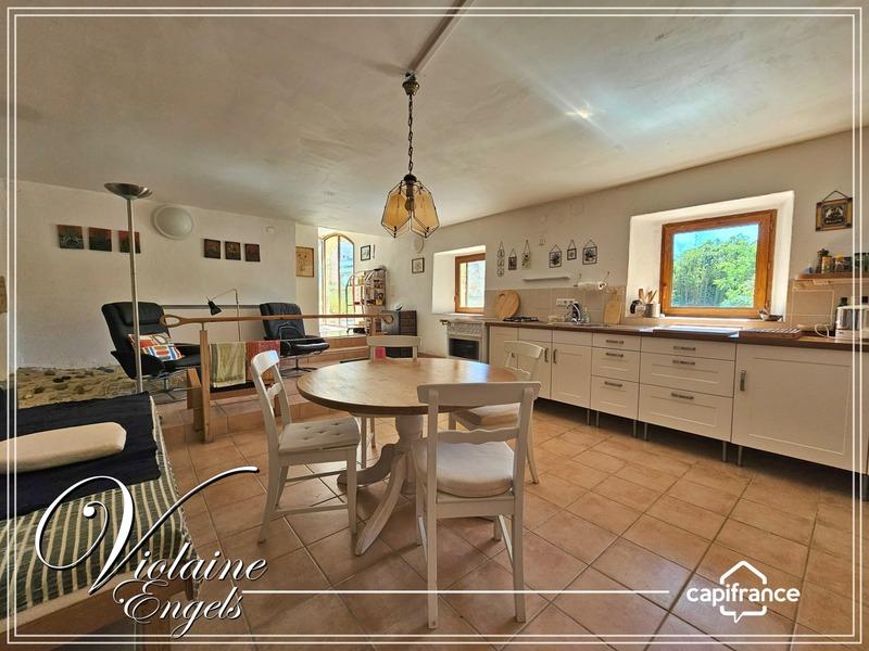 Corps de ferme - 592 m² - 14 pièces