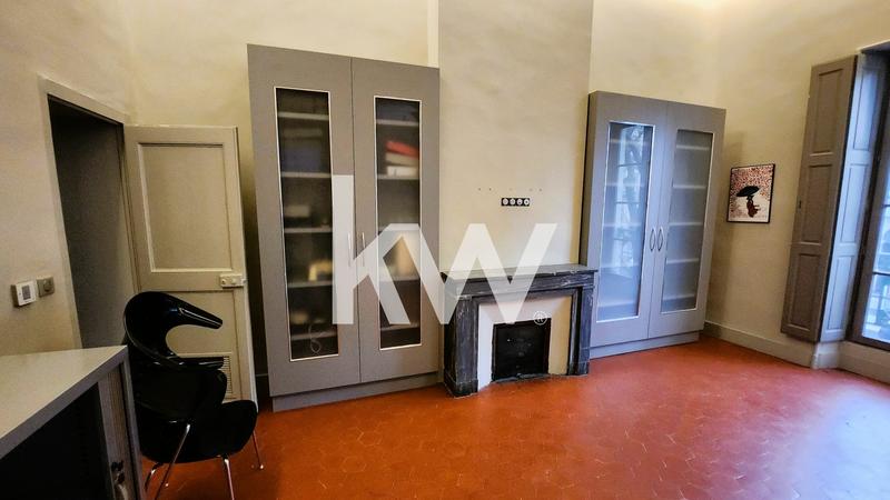 Bureau - 139 m² - 4 pièces