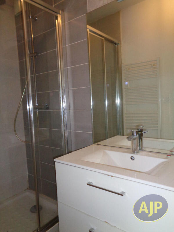 Appartement - 81 m² - 5 pièces