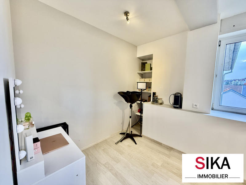 Appartement - 96 m² - 4 pièces