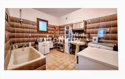 Maison - 121 m² - 4 pièces