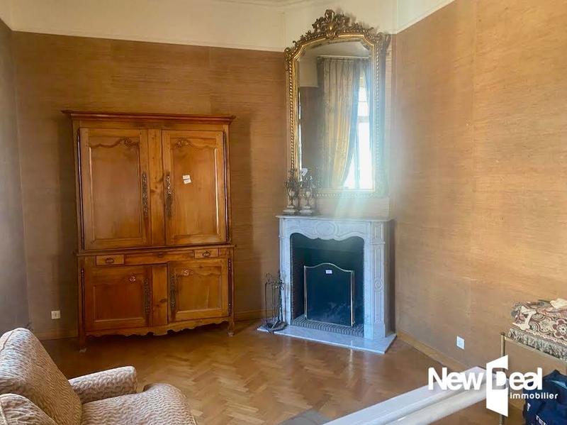 Appartement bourgeois - 220 m² - 8 pièces