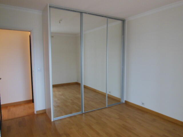 Appartement - 112 m² - 4 pièces