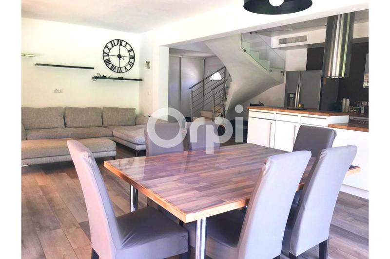 Villa - 140 m² - 5 pièces