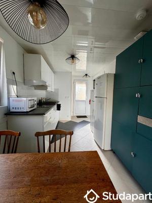 Chambre - 9 m² - 1 pièce