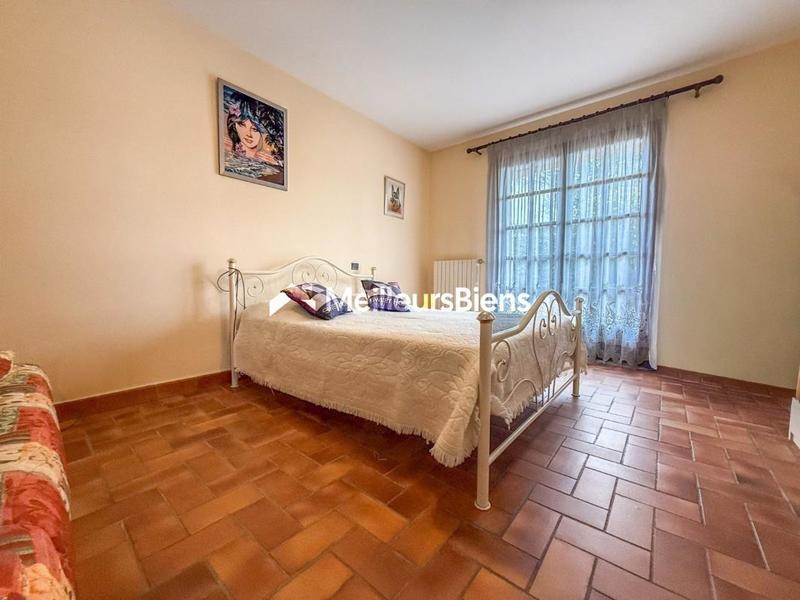 Villa - 142 m² - 6 pièces