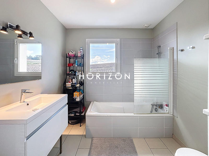 Maison - 103 m² - 5 pièces