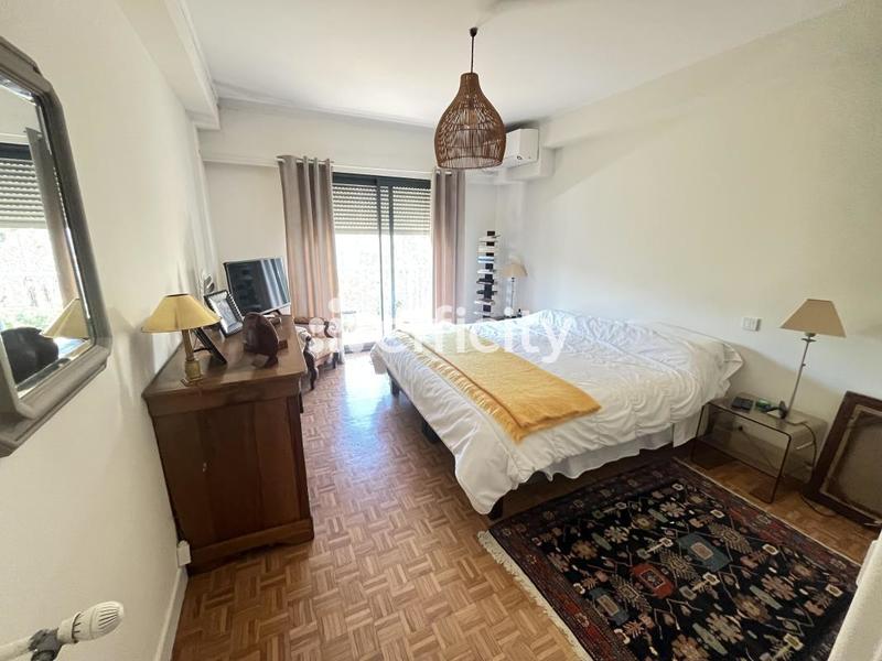 Appartement - 126 m² - 5 pièces