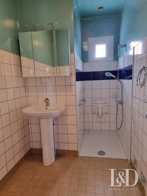 Maison - 85 m² - 5 pièces