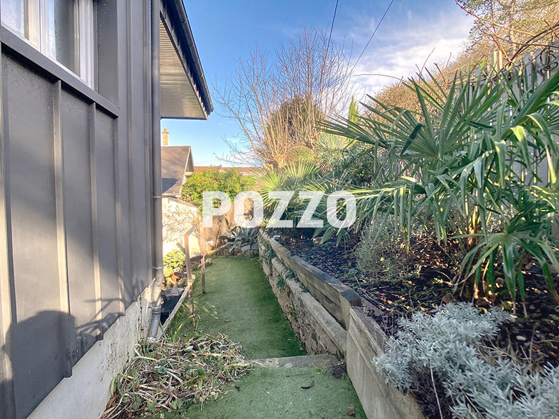 Maison - 170 m² - 8 pièces