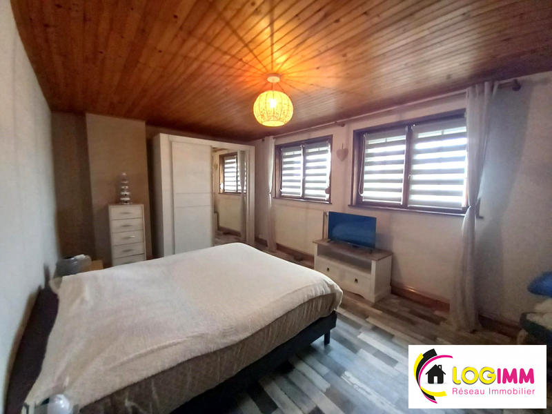 Maison - 195 m² - 6 pièces