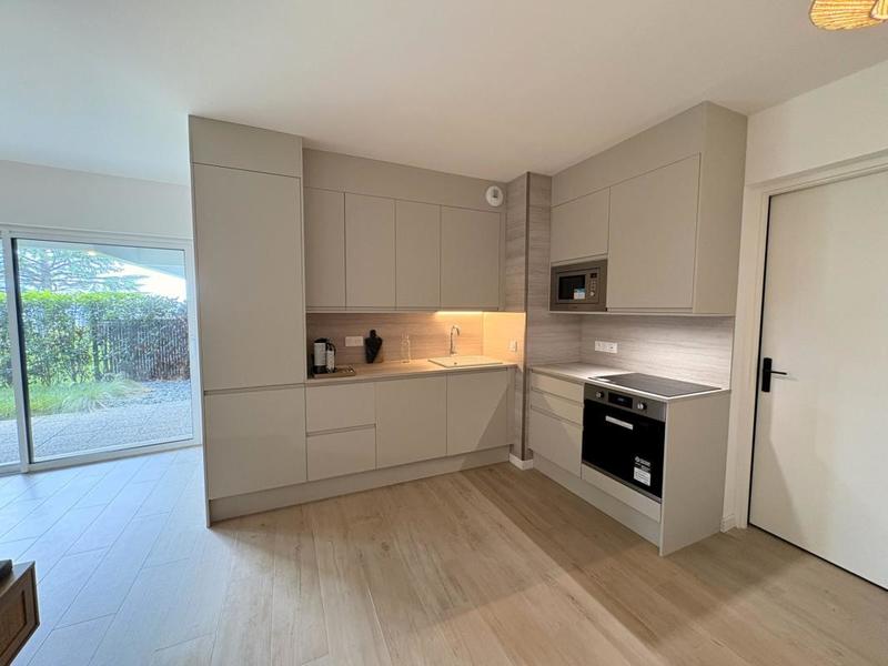 Appartement ancien - 114 m² - 4 pièces