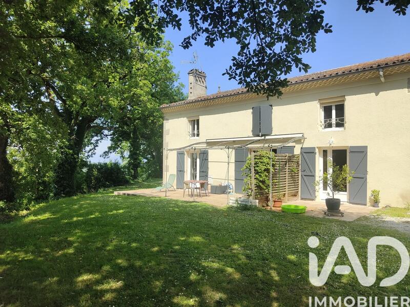 Maison de campagne - 359 m² - 10 pièces