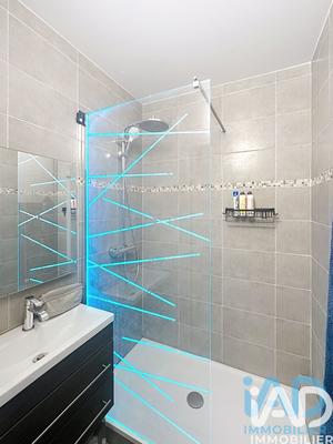 Appartement - 99 m² - 4 pièces