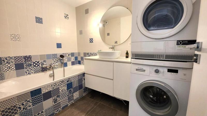 Villa - 437 m² - 14 pièces