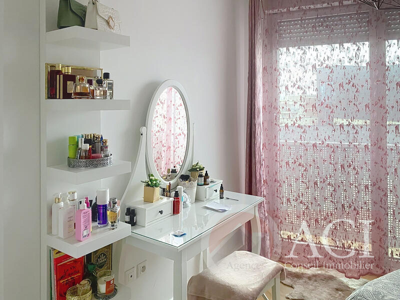 Appartement - 101 m² - 5 pièces