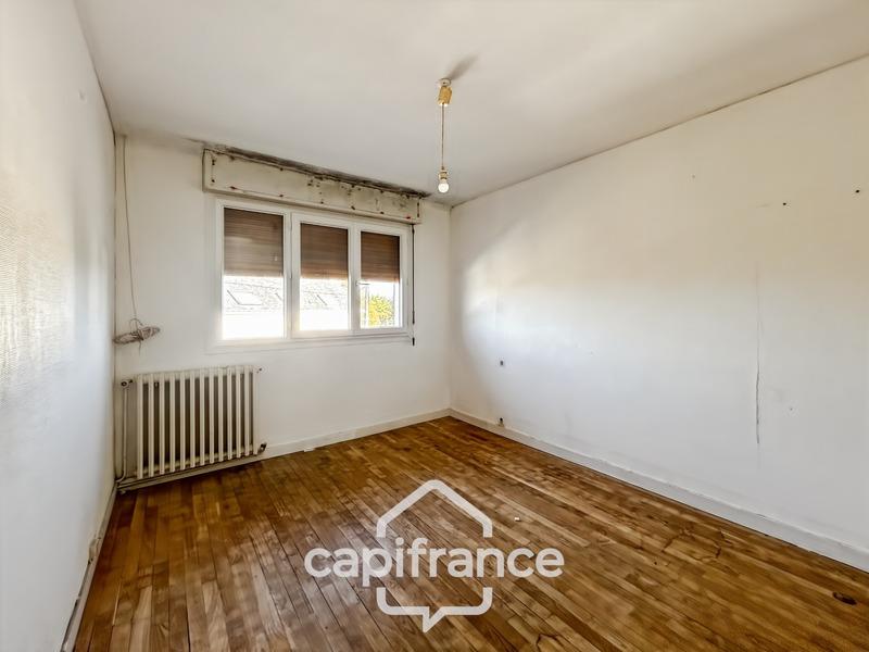 Maison - 137 m² - 8 pièces