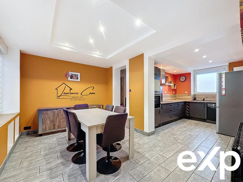 Maison - 80 m² - 5 pièces