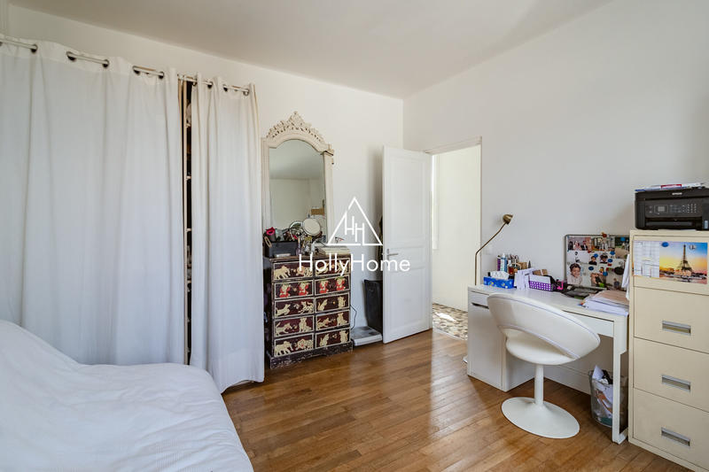 Maison - 182 m² - 5 pièces