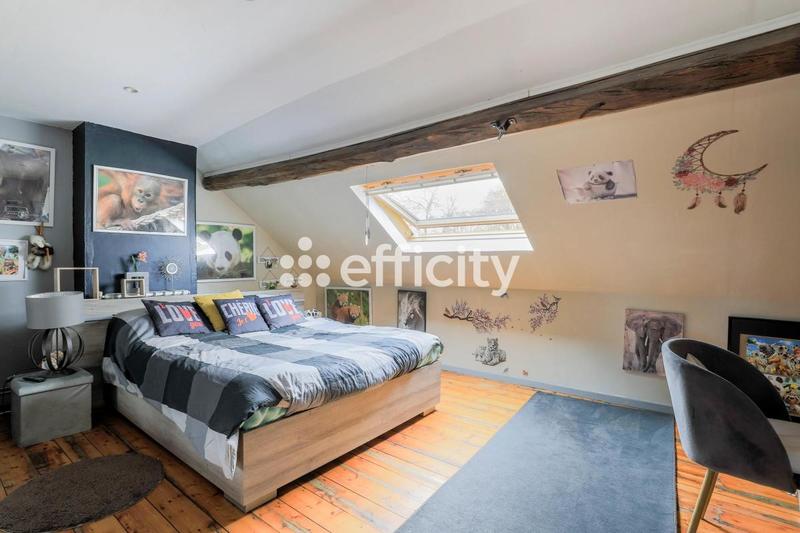 Maison - 158 m² - 7 pièces