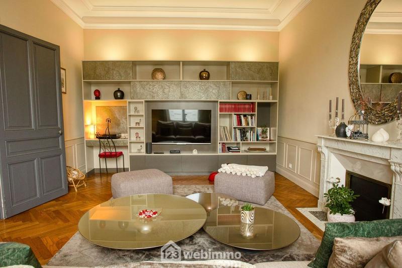 Maison - 163 m² - 7 pièces