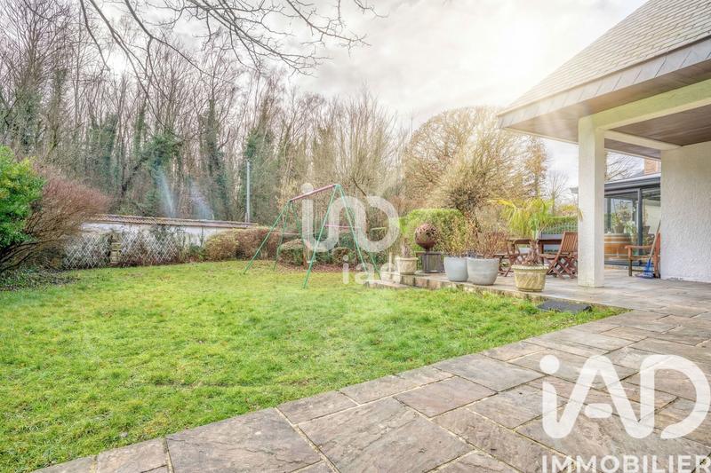 Maison - 176 m² - 8 pièces