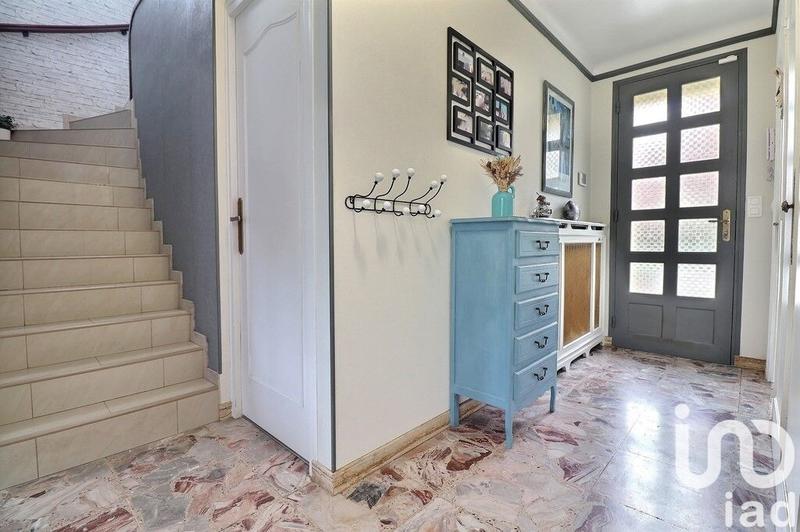 Maison - 180 m² - 8 pièces