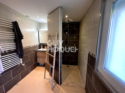 Maison - 104 m² - 5 pièces