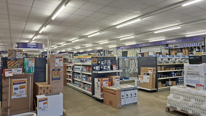 Local commercial - 700 m²