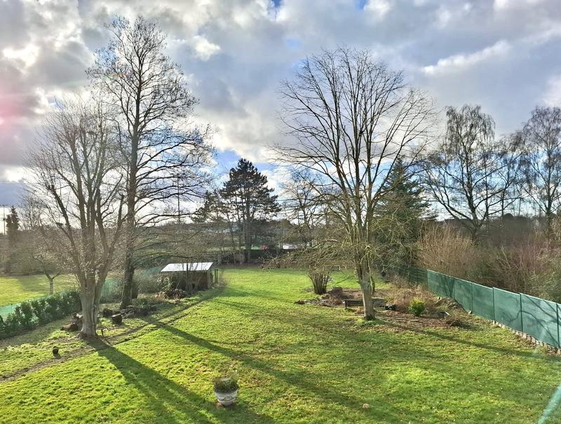 Maison - 200 m² - 6 pièces