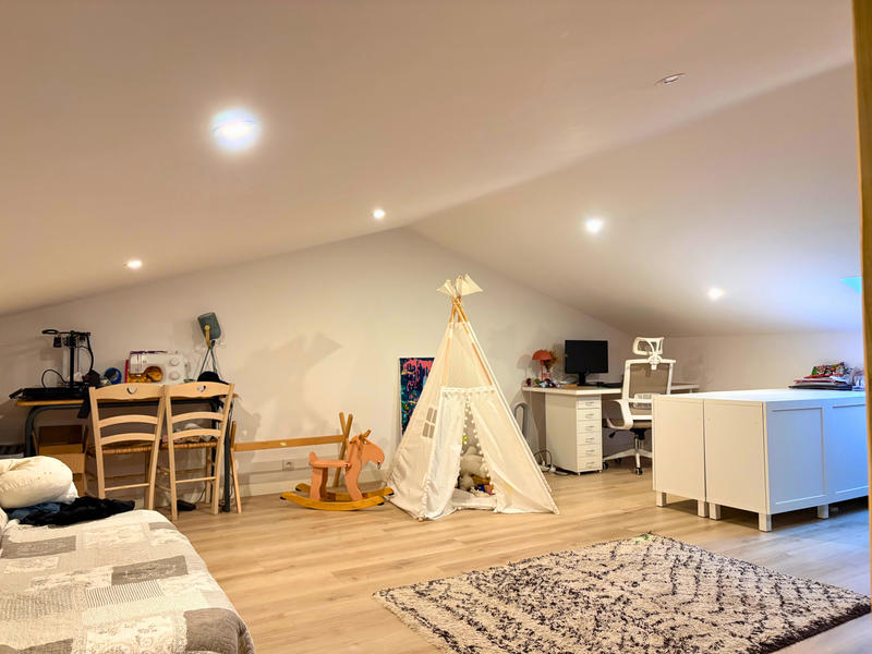 Maison - 143 m² - 5 pièces