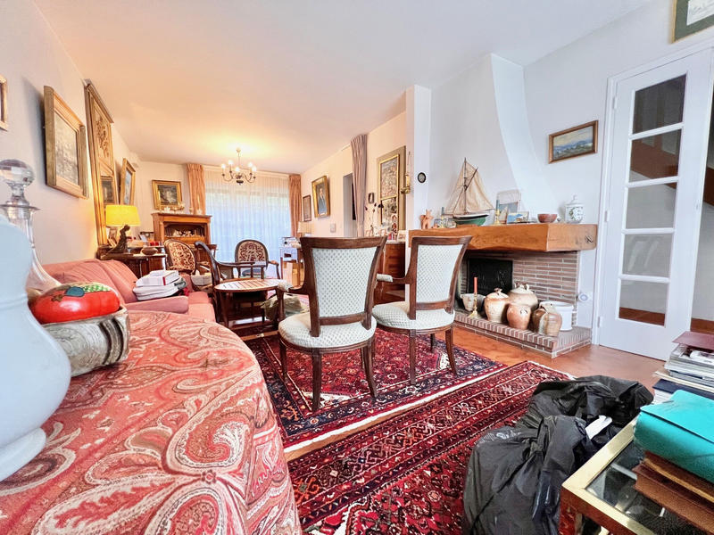 Maison - 145 m² - 7 pièces