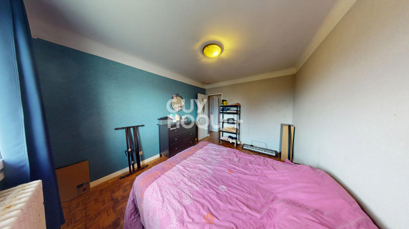 Maison - 200 m² - 9 pièces