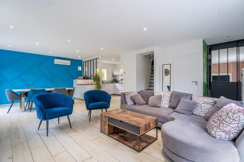 Maison - 104 m² - 5 pièces