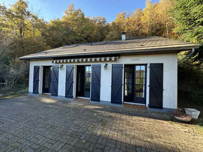 Maison - 94 m² - 6 pièces