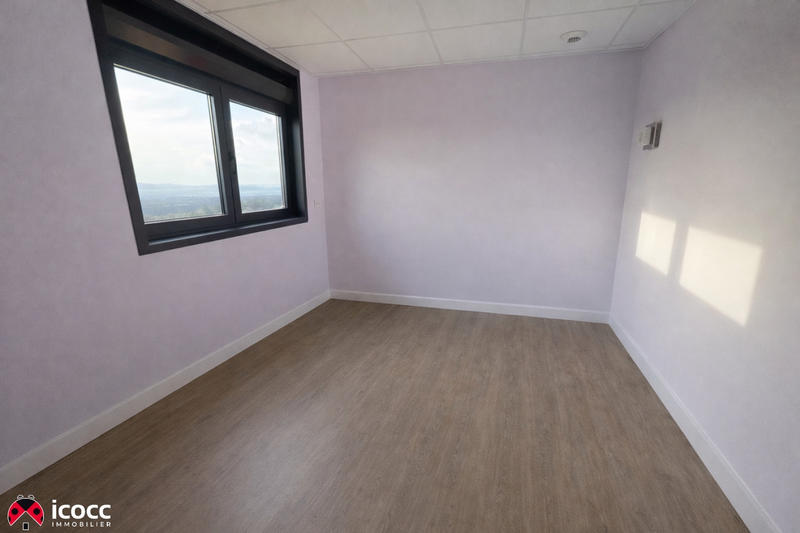 Local d'activités - 110 m²