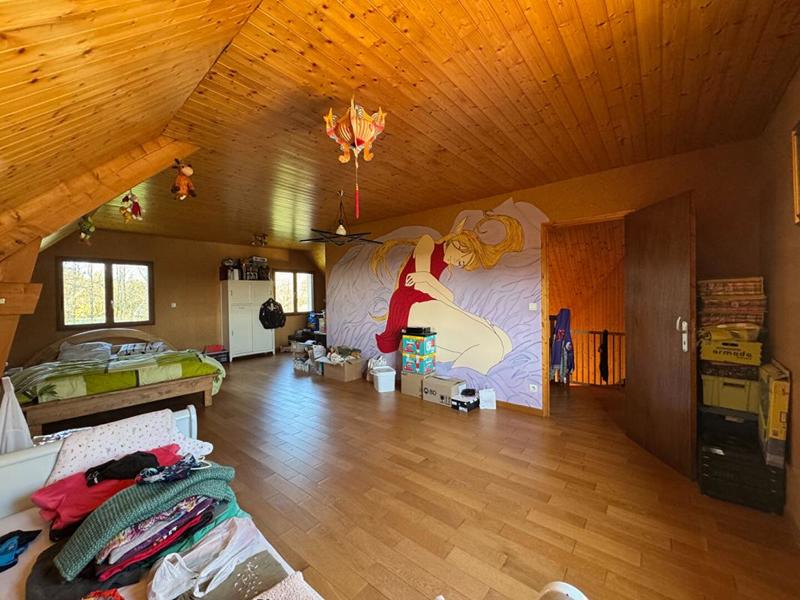 Maison - 236 m² - 7 pièces