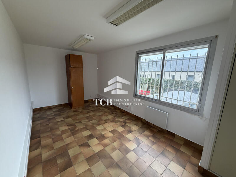 Local d'activités - 780 m²