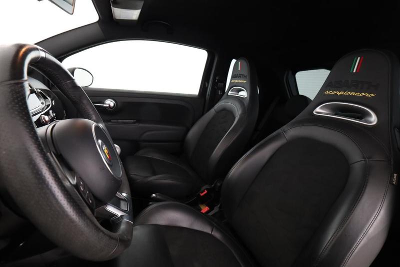 Abarth 500 1.4 Turbo t-Jet 595 Scorpioneoro 165 ch