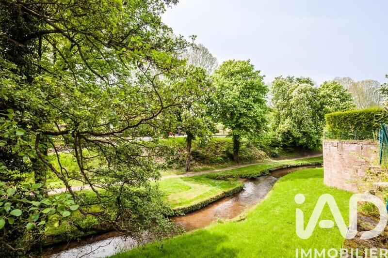 Local commercial - 307 m²