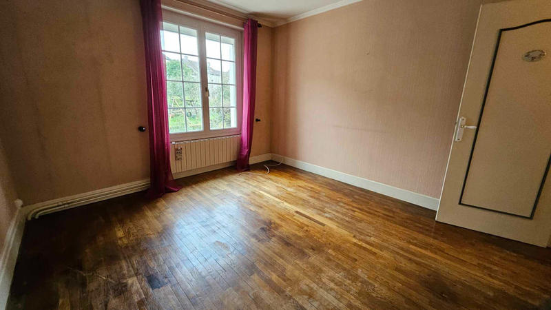 Maison - 189 m² - 9 pièces