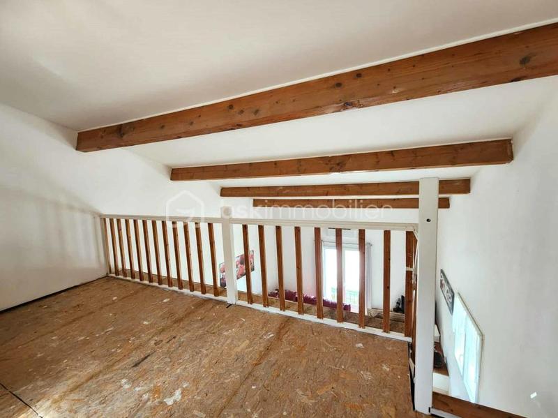 Villa - 214 m² - 9 pièces