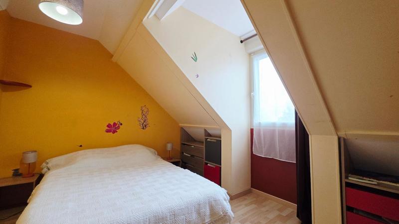 Maison - 166 m² - 8 pièces