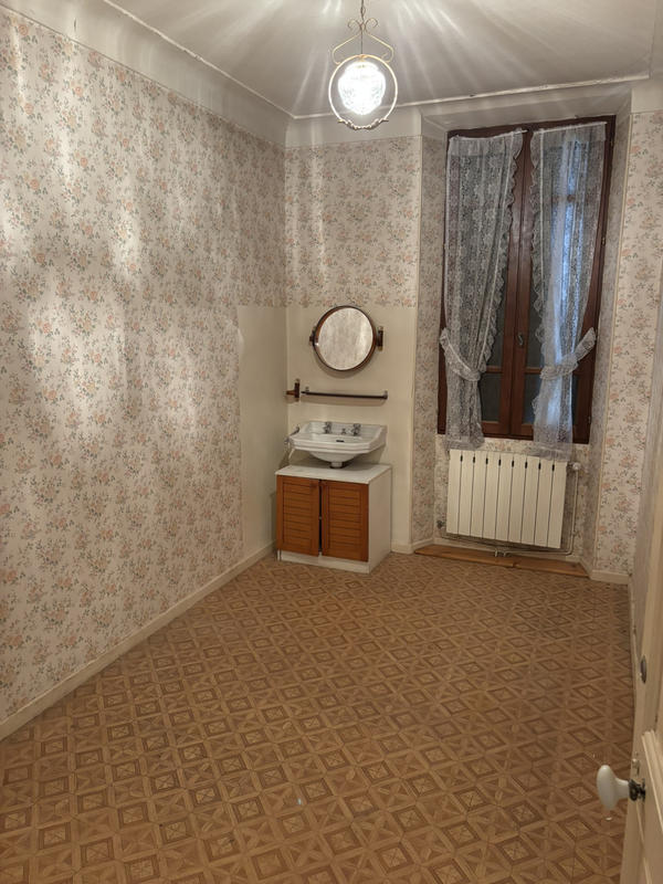 Maison de village - 91 m² - 6 pièces