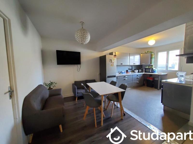 Chambre - 15 m² - 1 pièce