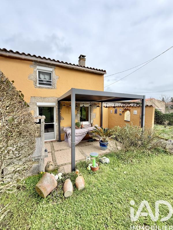Maison de village - 89 m² - 4 pièces