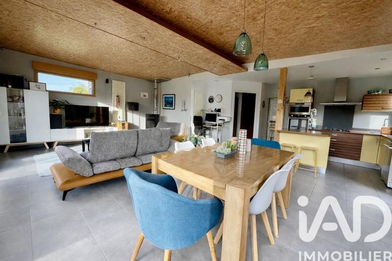 Maison - 121 m² - 4 pièces