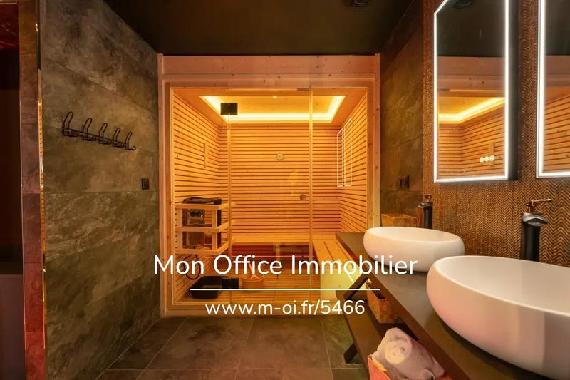 Châlet - 185 m² - 6 pièces