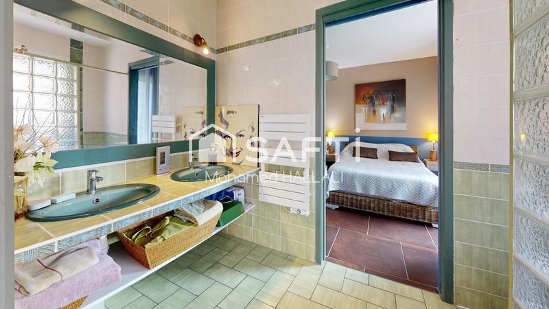 Villa - 243 m² - 5 pièces