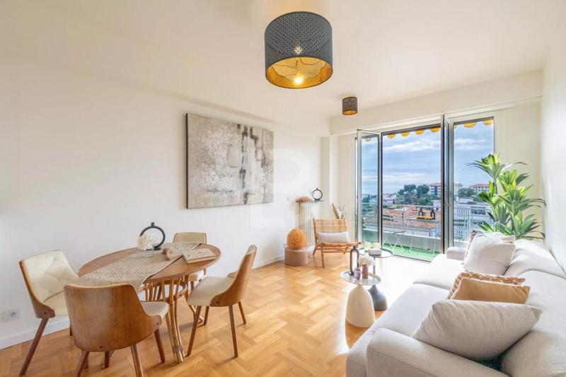 Appartement - 78 m² - 4 pièces